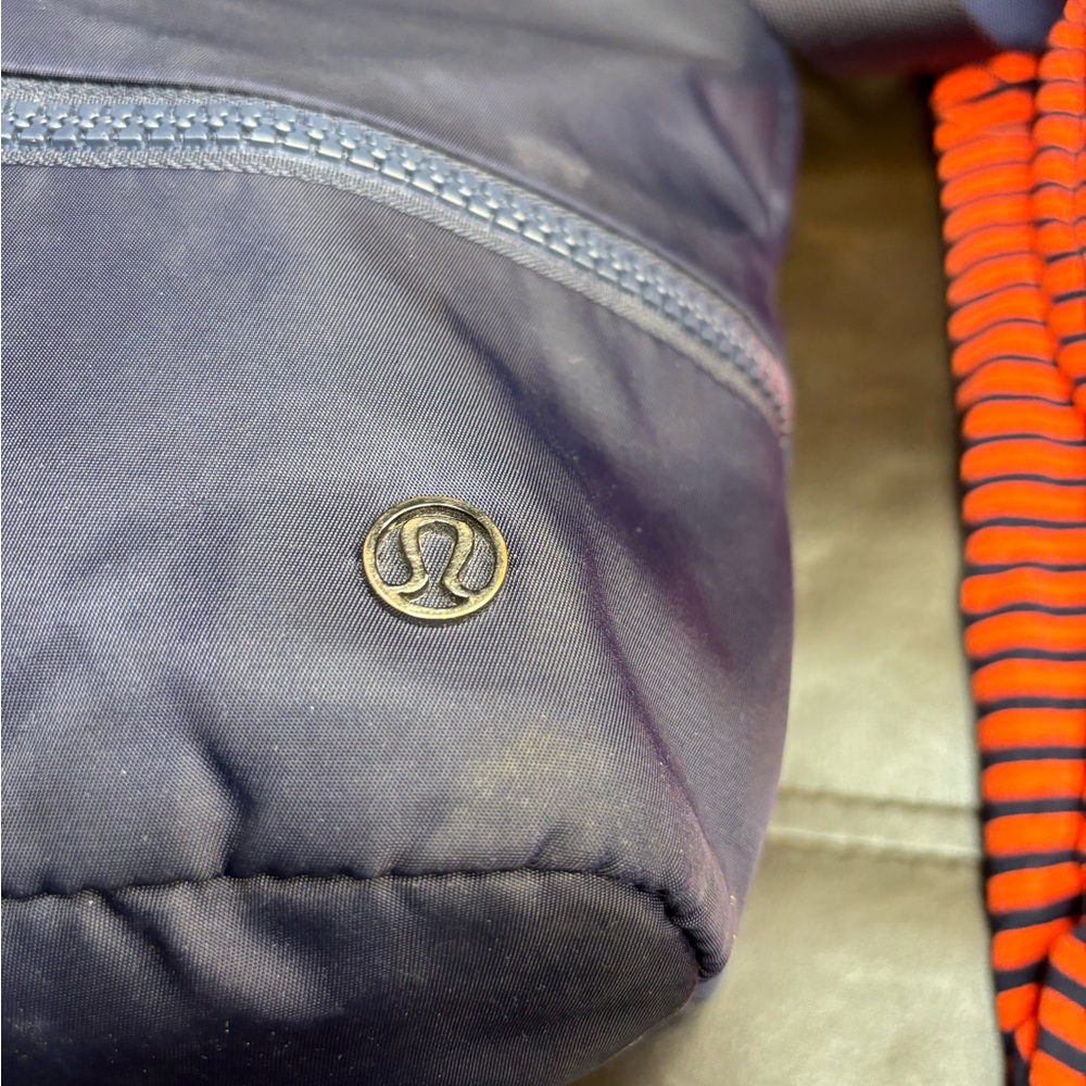 Lululemon bundle - Picture 8 of 16